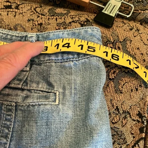 LL Bean Midi Jean Skirt Womens Size 10 Blue Denim Classic 100% Cotton EUC - Picture 6 of 7